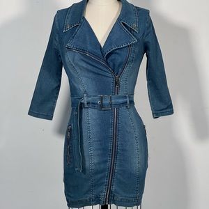 Brand: Mabon Dress Type:Mahon Size: M